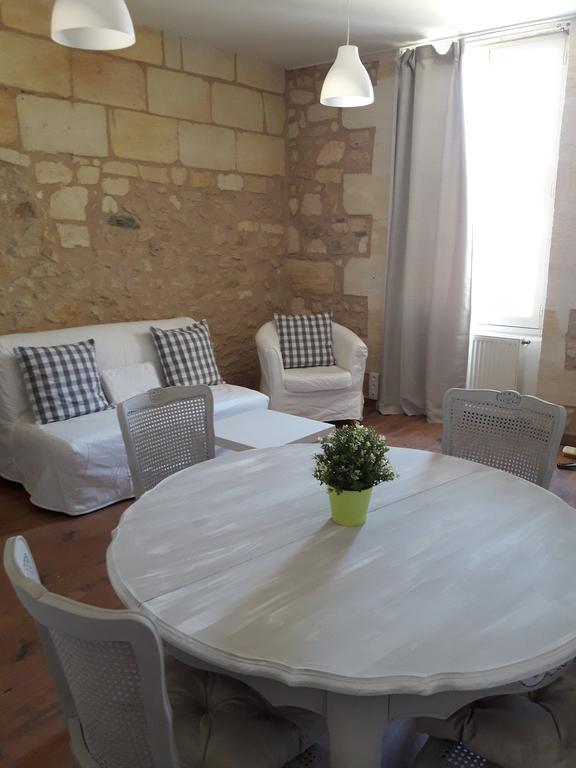 Entre Estuaire Et Citadelle Apartment Blaye Luaran gambar