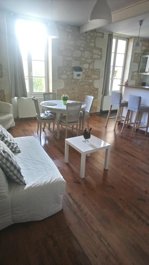 Entre Estuaire Et Citadelle Apartment Blaye Luaran gambar